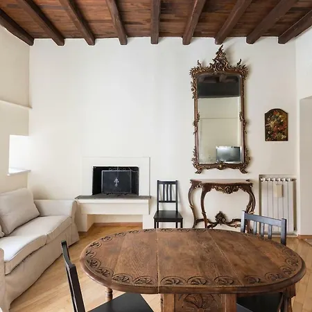 Vicolo De' Bovari Private Apartment Rome