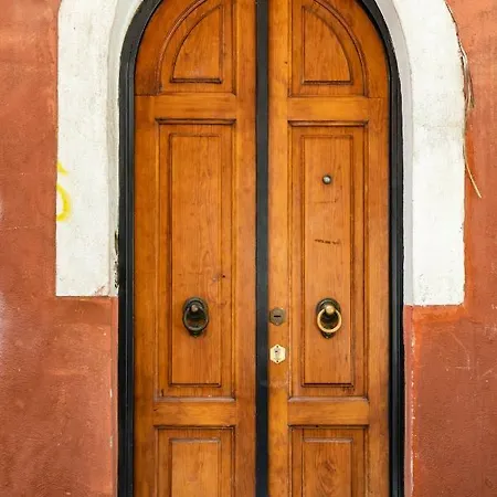Vicolo De' Bovari Private
